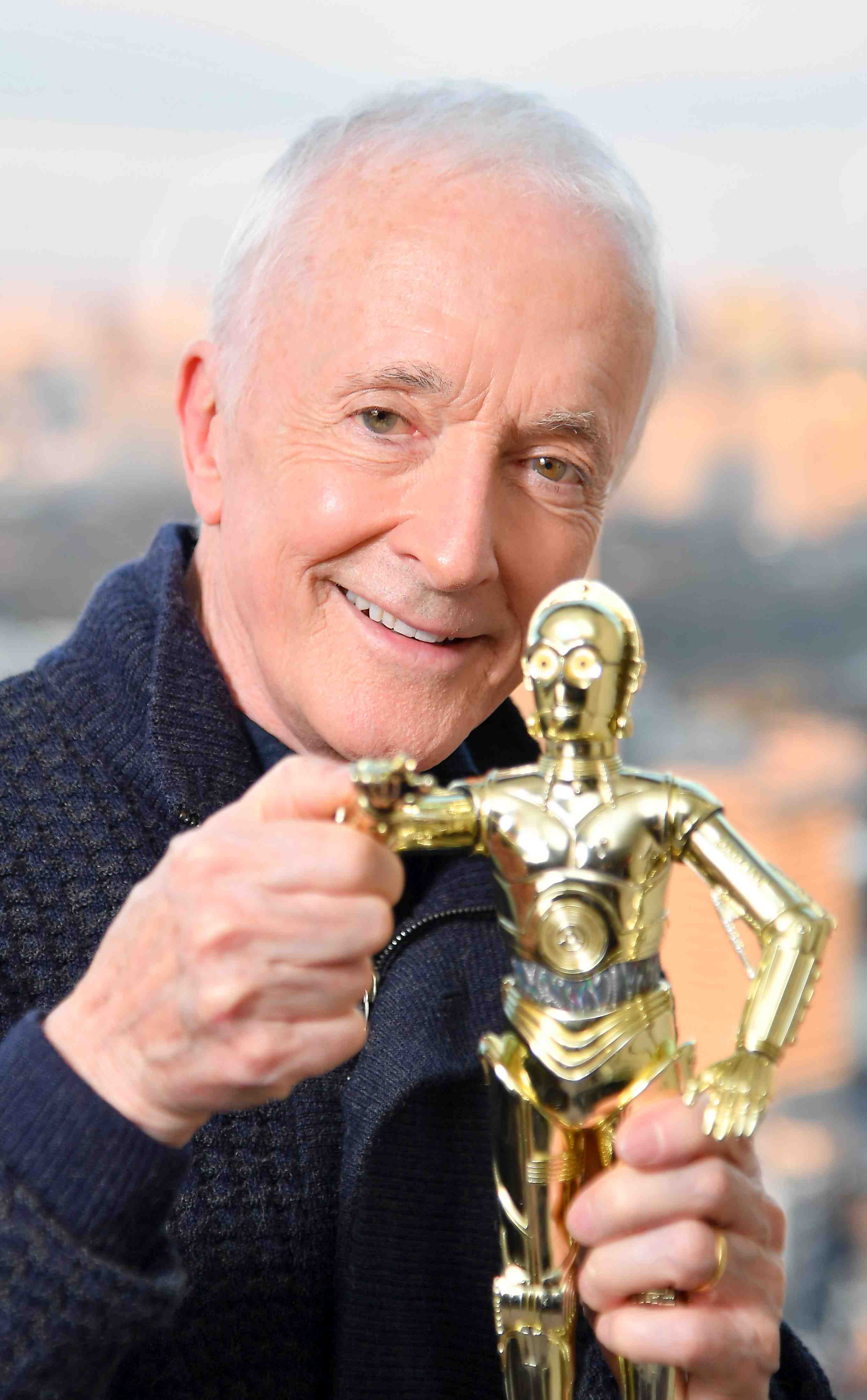 STAR WARS歌舞伎：海老蔵、原作を里帰り | JAPAN Forward